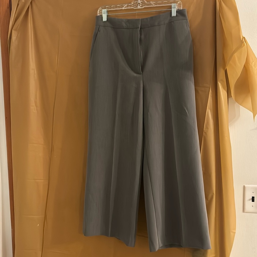 Zara crop grey pants